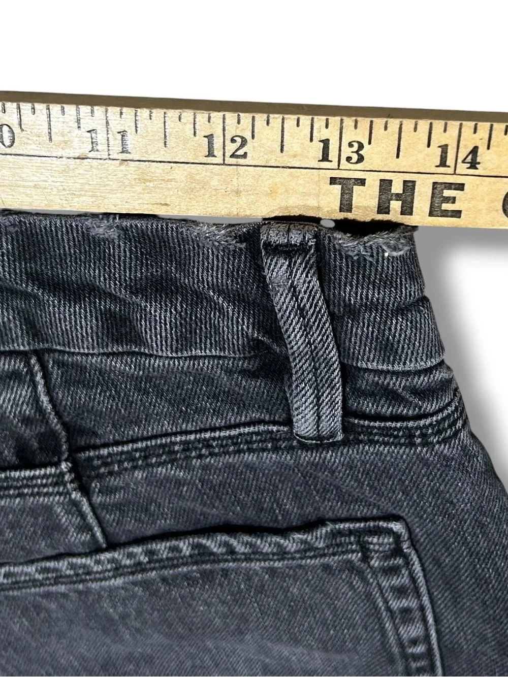 Good American Good 90's Baggy Straight Leg Jeans - Picture 7 of 8